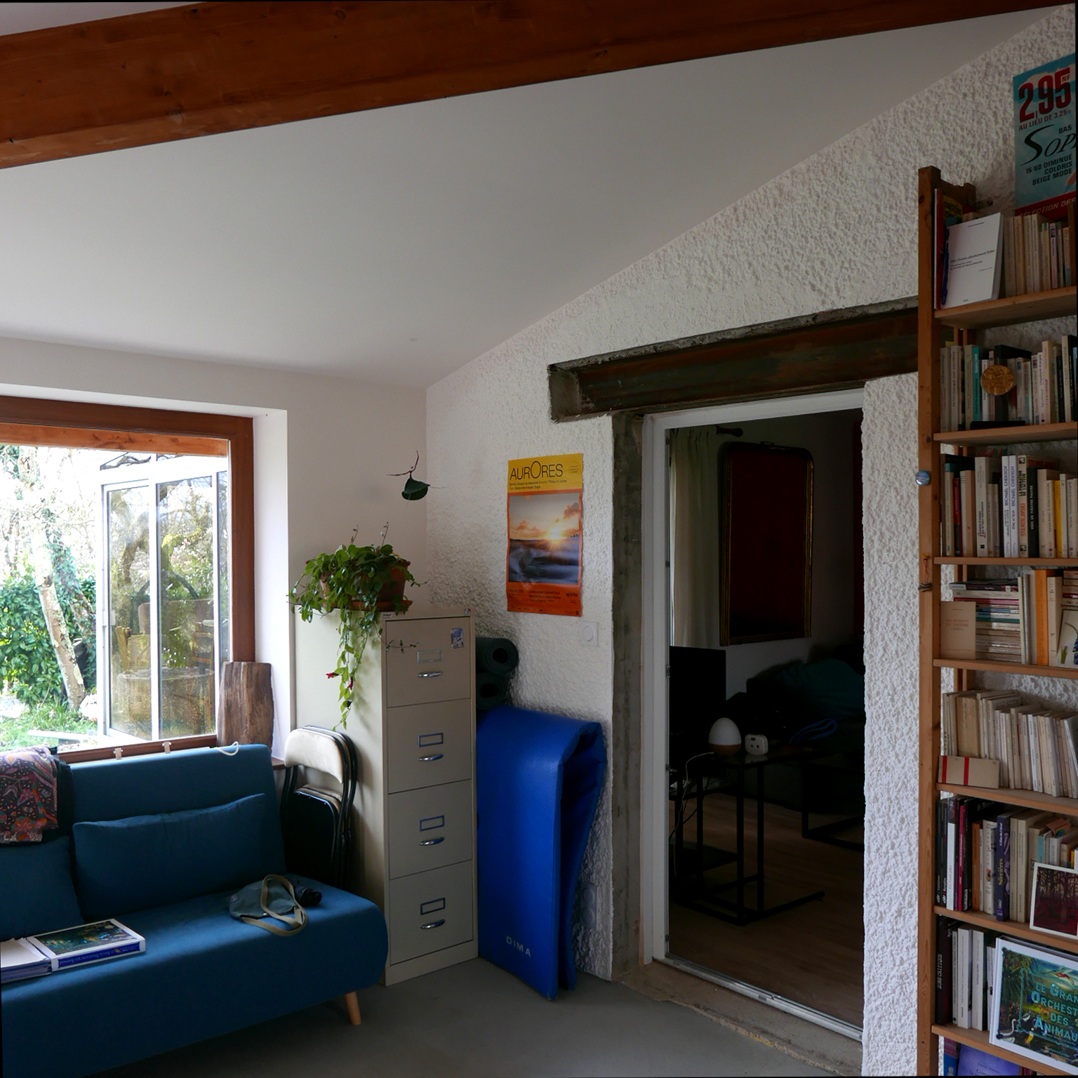 2024. Atelier de chant - Construction d'un atelier de chant en extension d'une maison individuelle - Pompignac (33) - Relation avec la maison - Livré.jpg